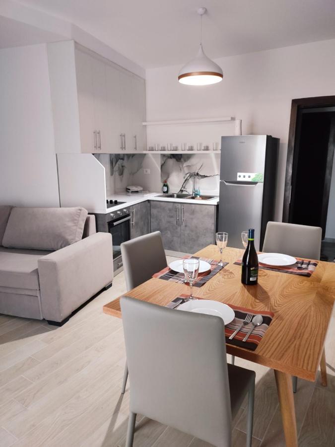 Proda Apartments Sarande Exterior photo